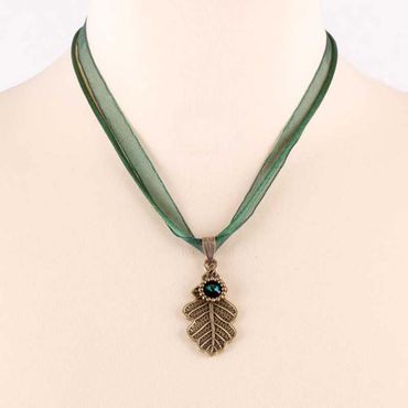 Pezzo D'oro Trachtencollier mit Organzaband und Eichblatt und farbigem Stein