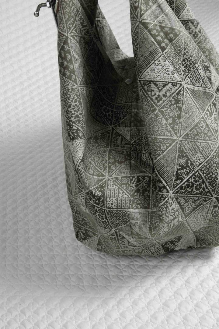 Philini Classic Style Shopper