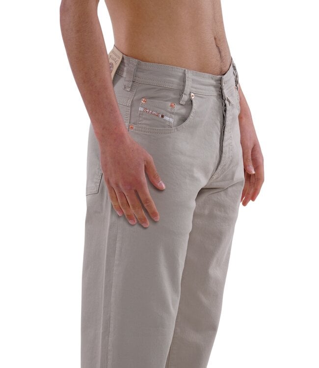 Picaldi Zicco 472 Gabardine Glow ECRU | Loose & Relaxed Fit