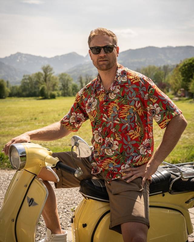 Pike Brothers 1937 Roamer Shirt Short Sleeve Naupaka Red