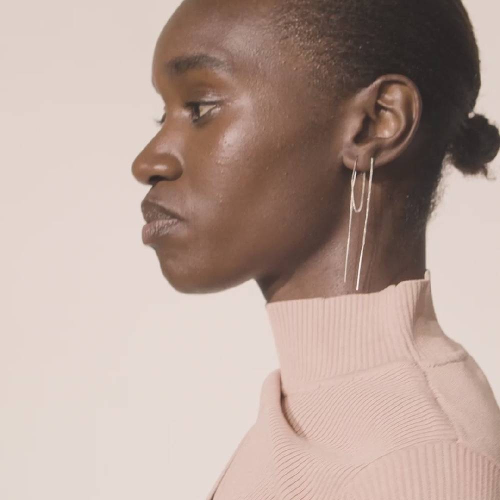 Pilgrim AIDA Asymmetrische Ohrringe Mit Langer Kette, Versilbert