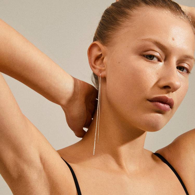 Pilgrim AMELIE Kettenohrringe Mit Kristallen Versilbert