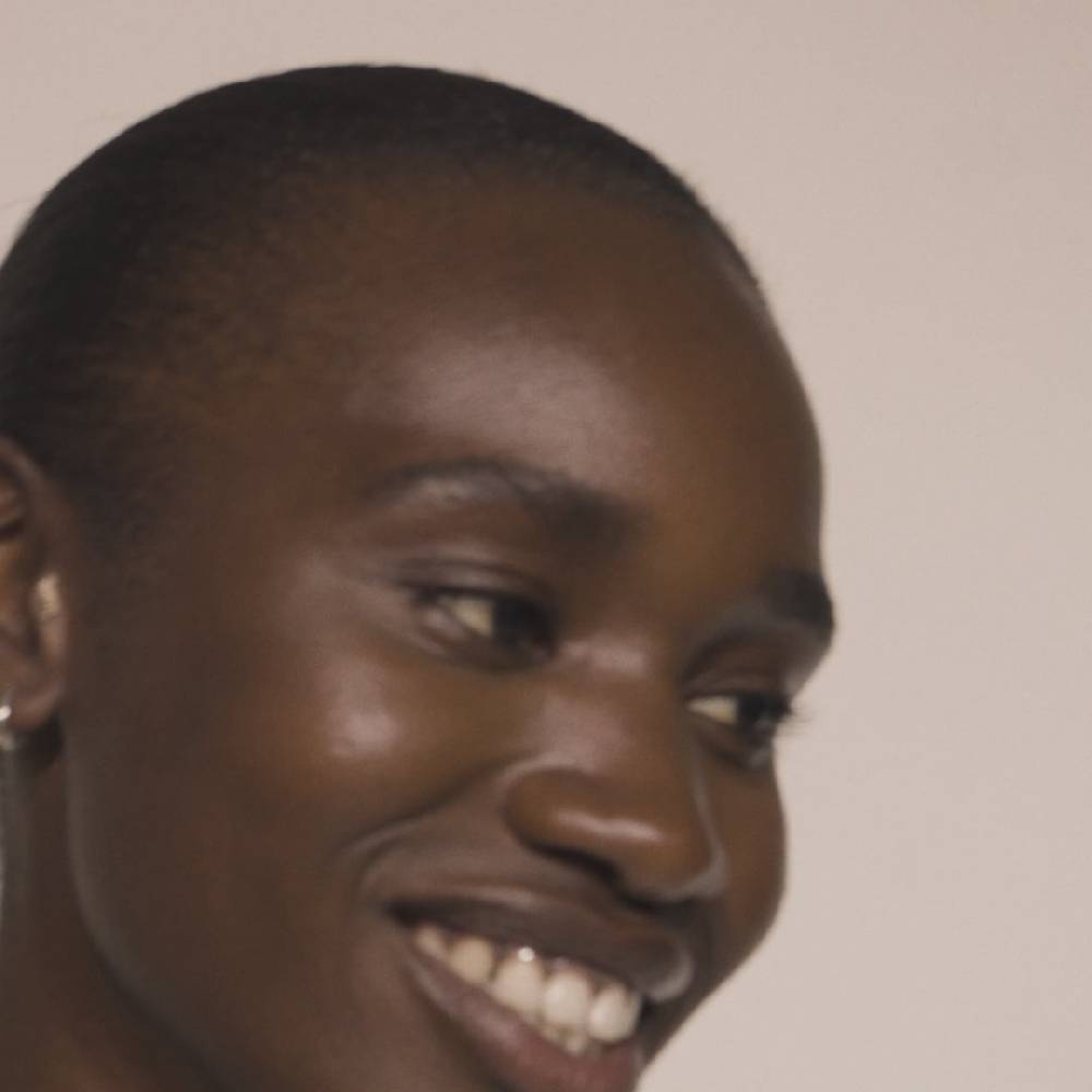 Pilgrim ARIELLA Recycelte Huggie-Creolen, 2-in-1-Set, Versilbert