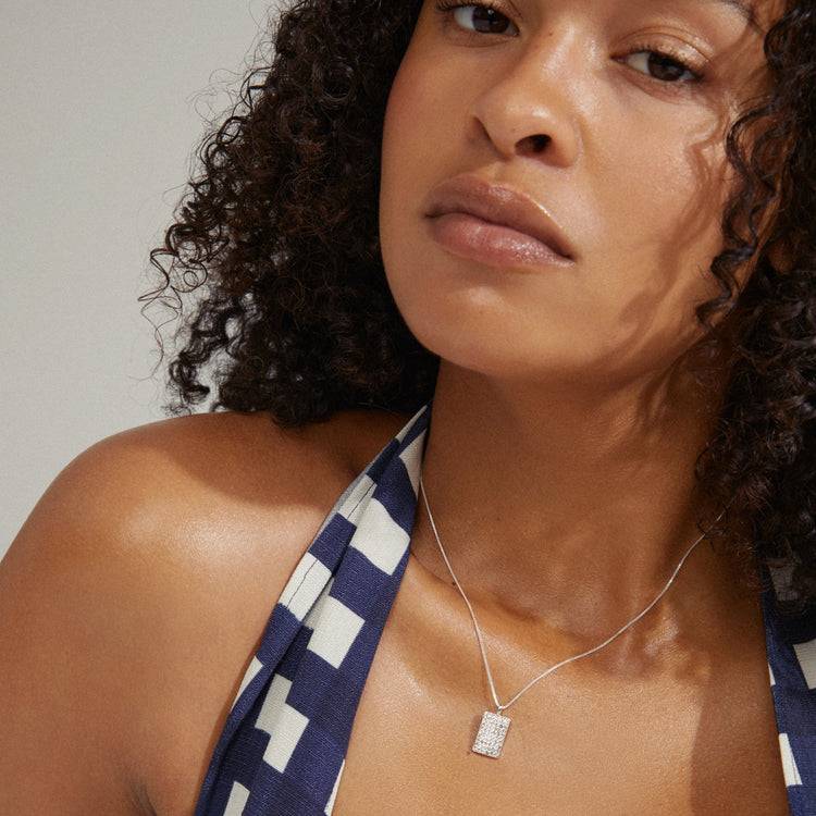 Pilgrim BE Halskette Mit Kristallanhänger, Versilbert