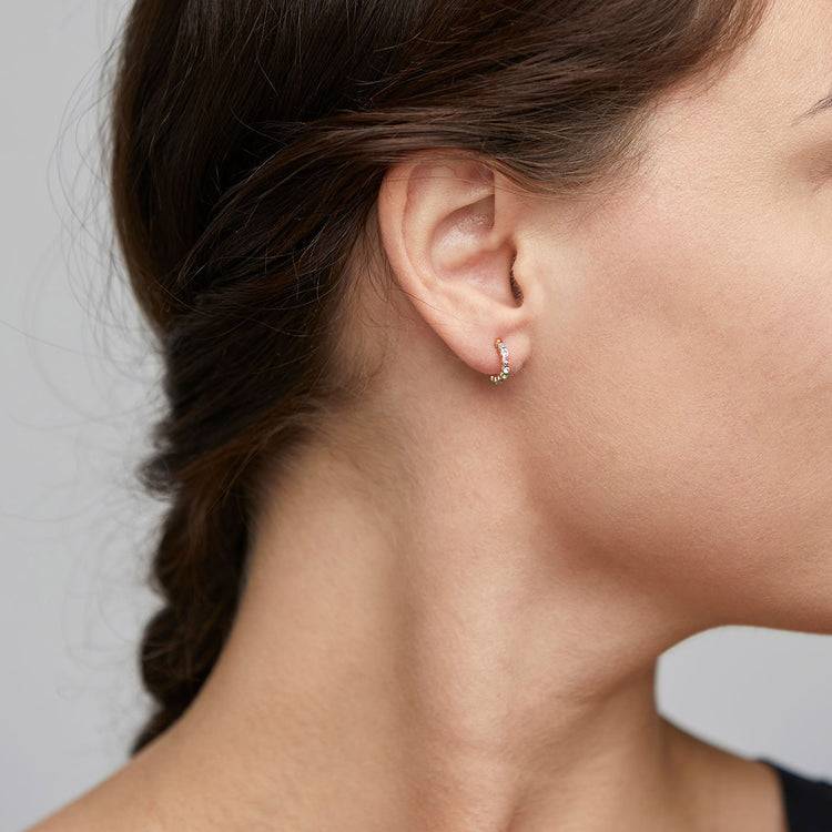 Pilgrim BRIGITTE Halbe Hoops Mit Mehrfarbigem Kristall, Vergoldet