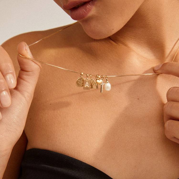 Pilgrim CHARM Recycelter Kristallkreuzanhänger, Vergoldet