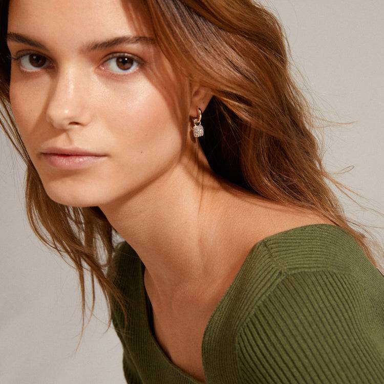 Pilgrim CINDY Recycelte Kristall-Creolen Versilbert