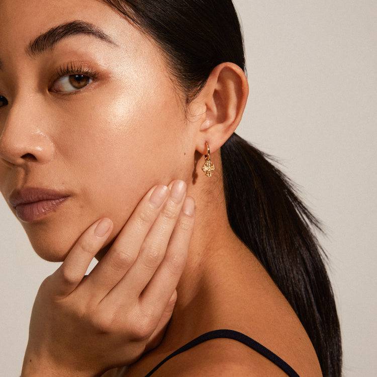 Pilgrim DAGMAR Recycelte Huggie-Hoop-Ohrringe Vergoldet