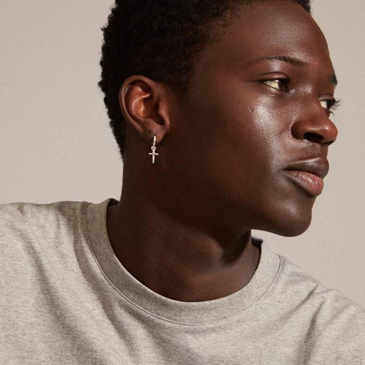 Pilgrim DAISY Recycelte Creolen Mit Kreuz Versilbert