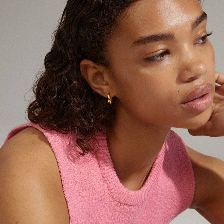 Pilgrim EDEA Recycelte, Chunky Huggie-Creolen, Vergoldet