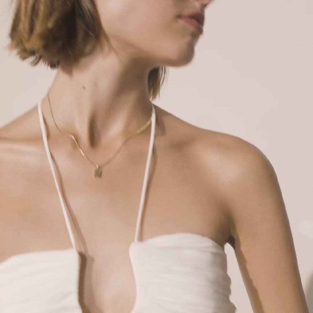 Pilgrim EDWINA Recyc. Huggie-Creolen Im Chunky-Design, Vergoldet