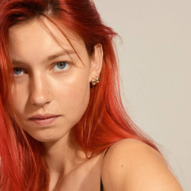 Pilgrim EDWINA Recyc. Huggie-Creolen Im Chunky-Design, Vergoldet