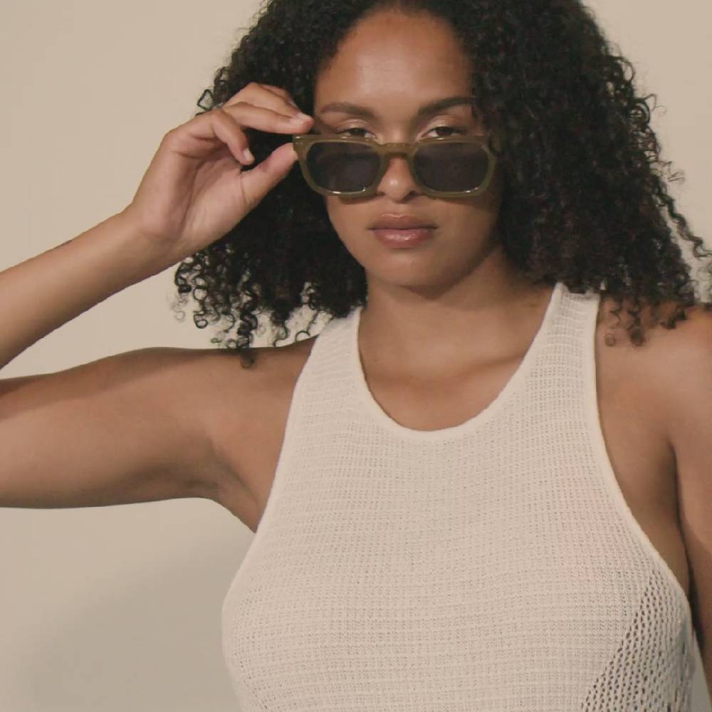 Pilgrim ELETTRA Ikonische Retro-Sonnenbrille Kristallgrün