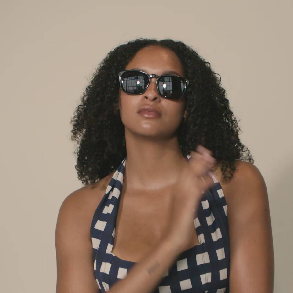 Pilgrim ELETTRA Recycelte Ikonische Retro-Sonnenbrille Schwarz