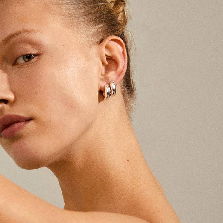 Pilgrim MINE Recycelte Chunky Huggie-Hoops, Versilbert