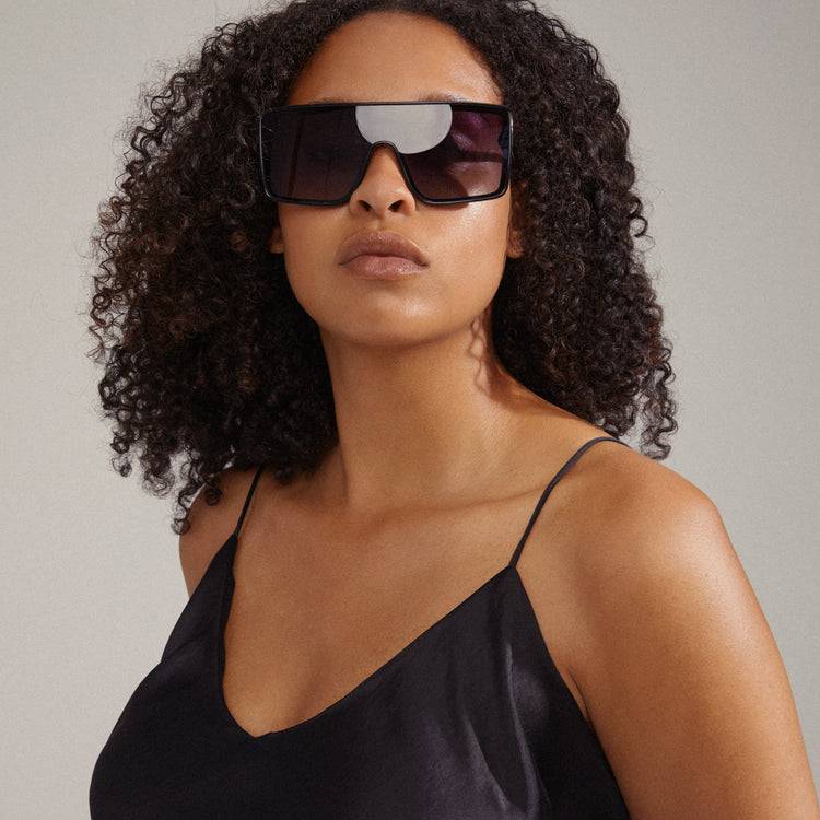 Pilgrim OCEANE Eckig Geformte Shield-Sonnenbrille Schwarz