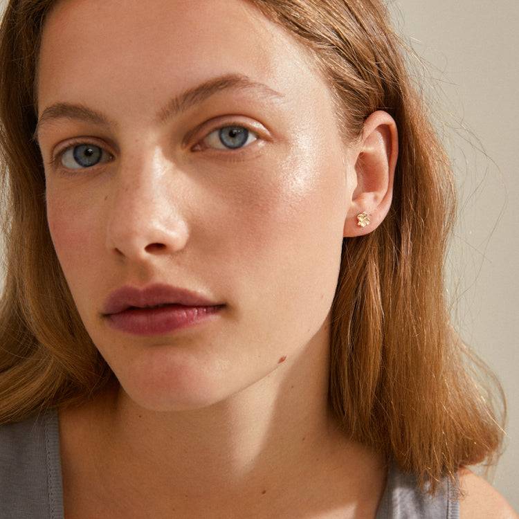 Pilgrim OCTAVIA Recycelte Kleeblatt-Ohrringe Vergoldet