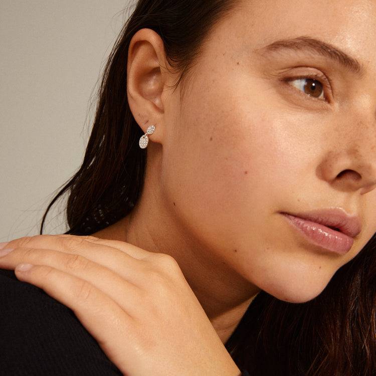 Pilgrim BEAT Recycelte Kristallohrringe Versilbert