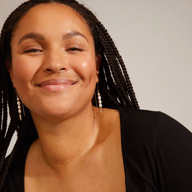 Pilgrim BERTHE Perlen-Kettenohrringe Vergoldet