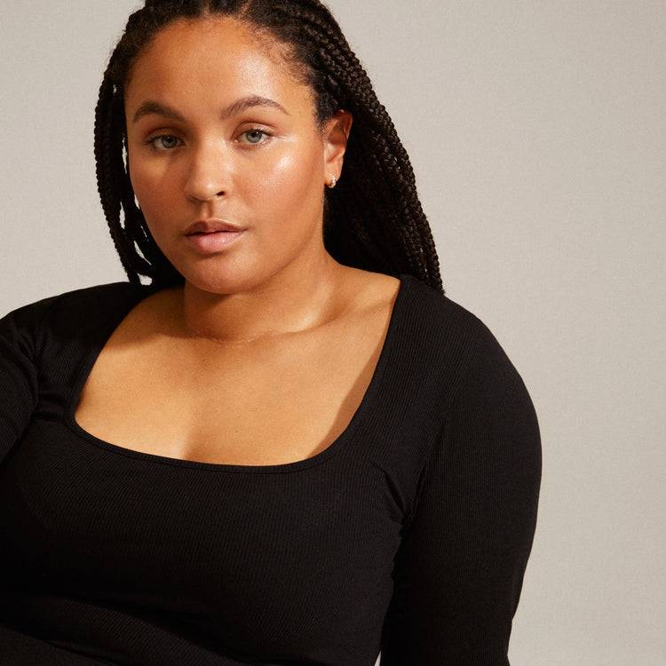 Pilgrim CARLA Recycelte Huggie-Creolen Versilbert