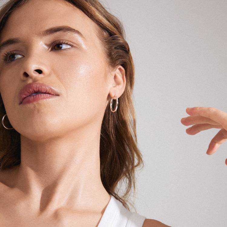 Pilgrim CHARM Recycelte Große Creolen Versilbert