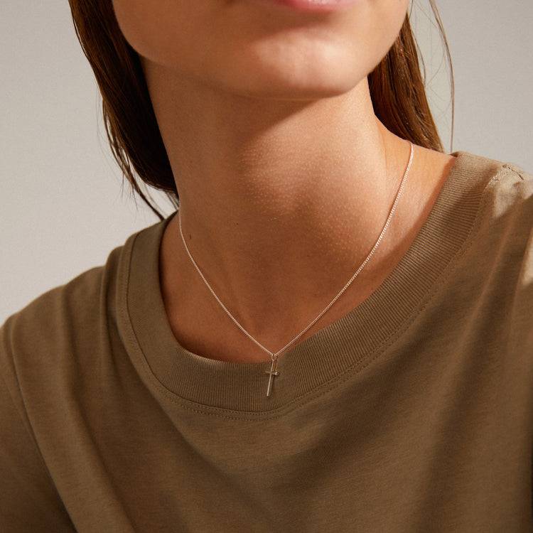 Pilgrim DAISY Recycelte Kreuz-Halskette Versilbert