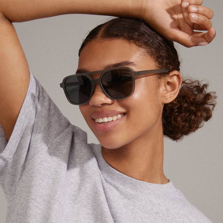 Pilgrim ELODIE Piloten-Sonnenbrille Grau