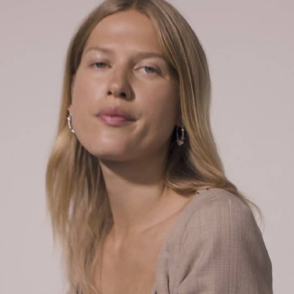 Pilgrim ENERGETIC Blaue Creolen, Versilbert