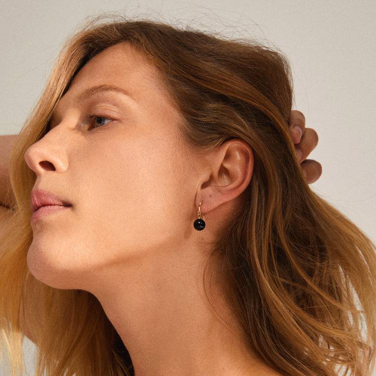 Pilgrim GOLDIE Schwarze Ohrringe Vergoldet