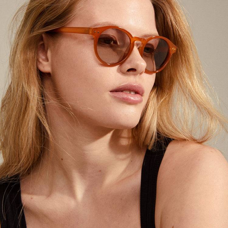 Pilgrim KYRIE Sonnenbrille Braun/Gold