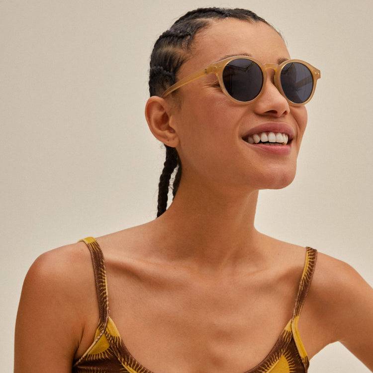 Pilgrim KYRIE Sonnenbrille Hellbraun/Gold