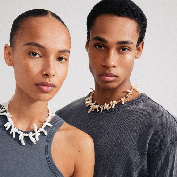 Pilgrim LIGHT Muschelhalskette, Braun/vergoldet