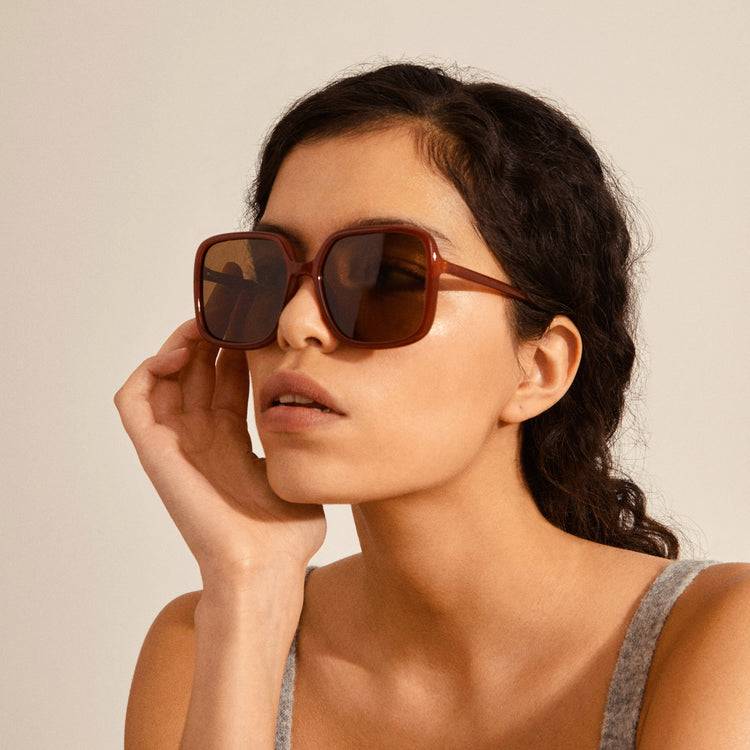 Pilgrim MILAN Oversized Retro-Sonnenbrille Braun