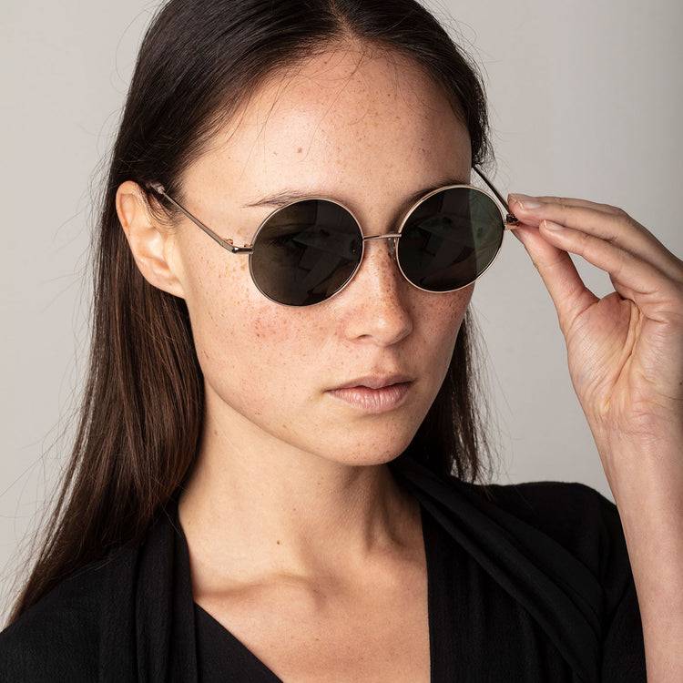 Pilgrim POLLY Sonnenbrille, Grau/Silber