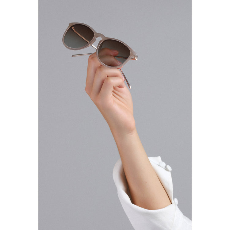 Pilgrim VANILLE Sonnenbrille Hellgrau/Gold