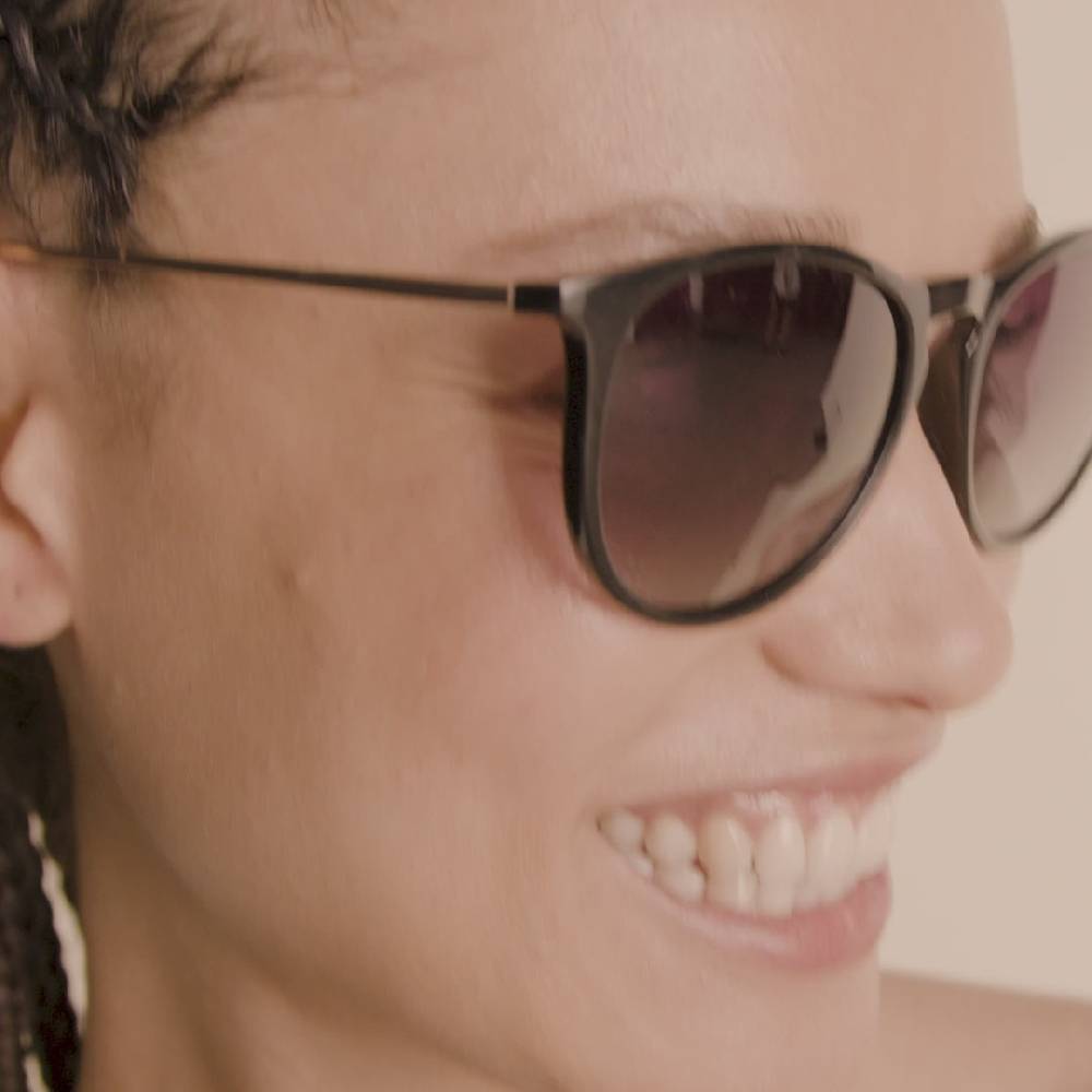 Pilgrim VANILLE Sonnenbrille Schwarz/Gold