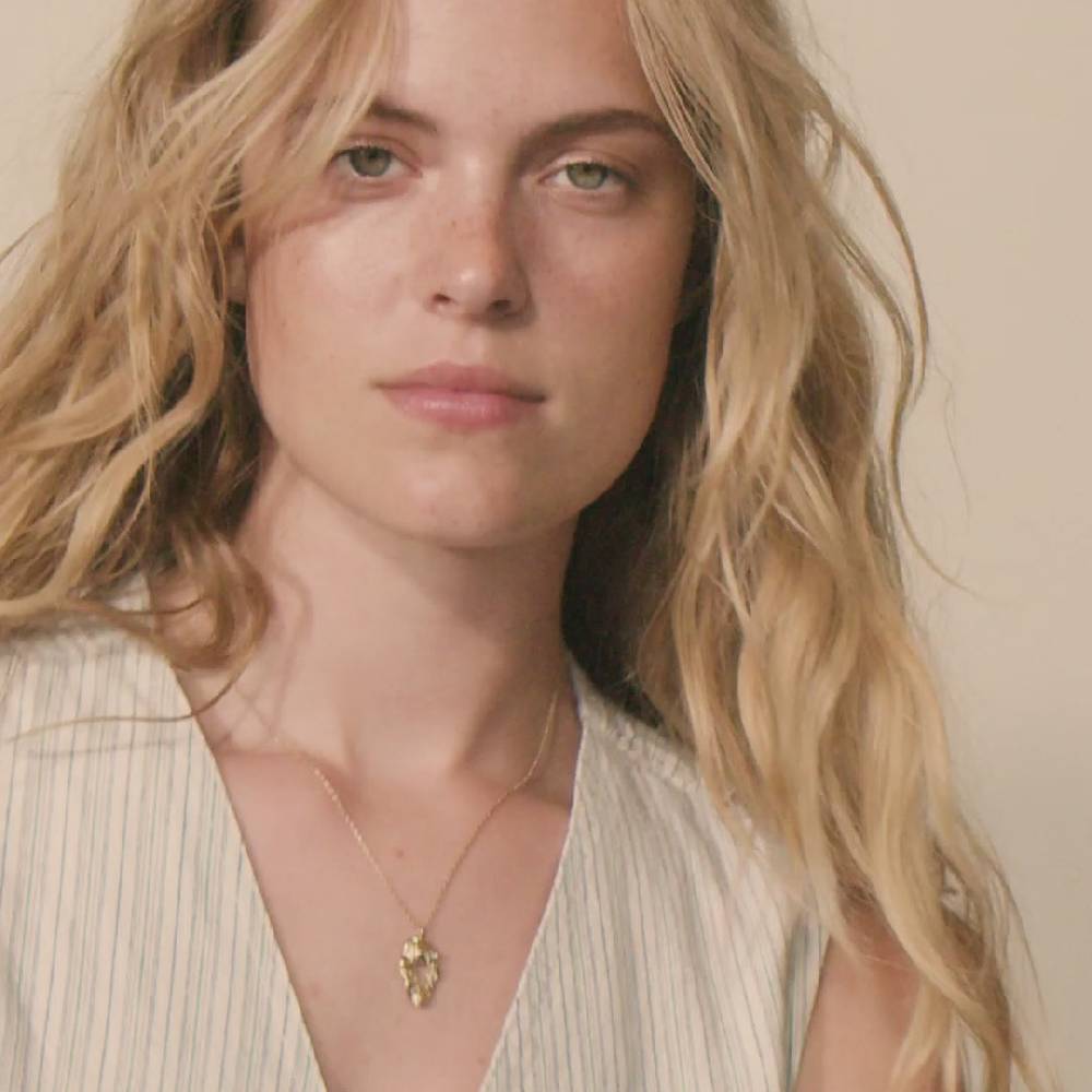 Pilgrim QUINN Recyc. Halskette, Organ. Geformter Anhänger, Vergoldet