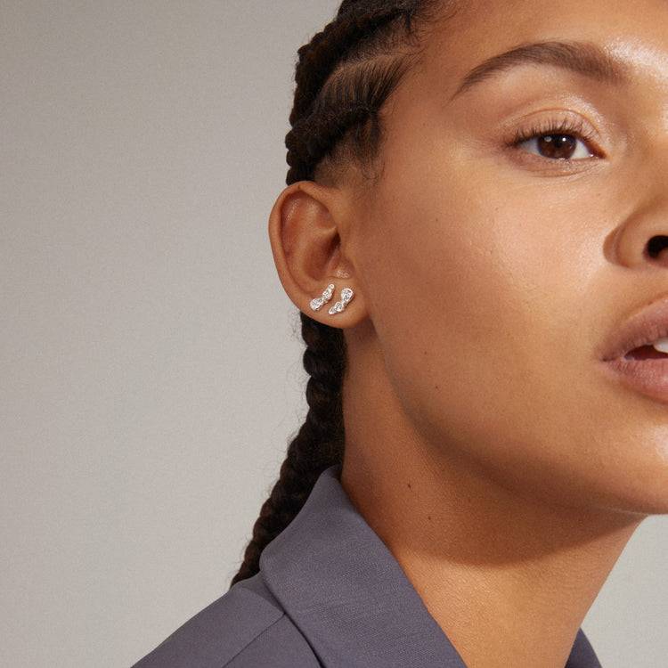 Pilgrim QUINN Recyc., Organ. Geformte Kristallohrringe, Versilbert