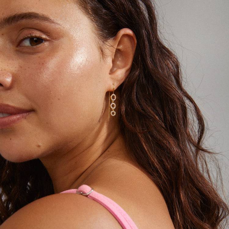 Pilgrim ROGUE Recycelte Kettchen-Kristallohrringe, Vergoldet