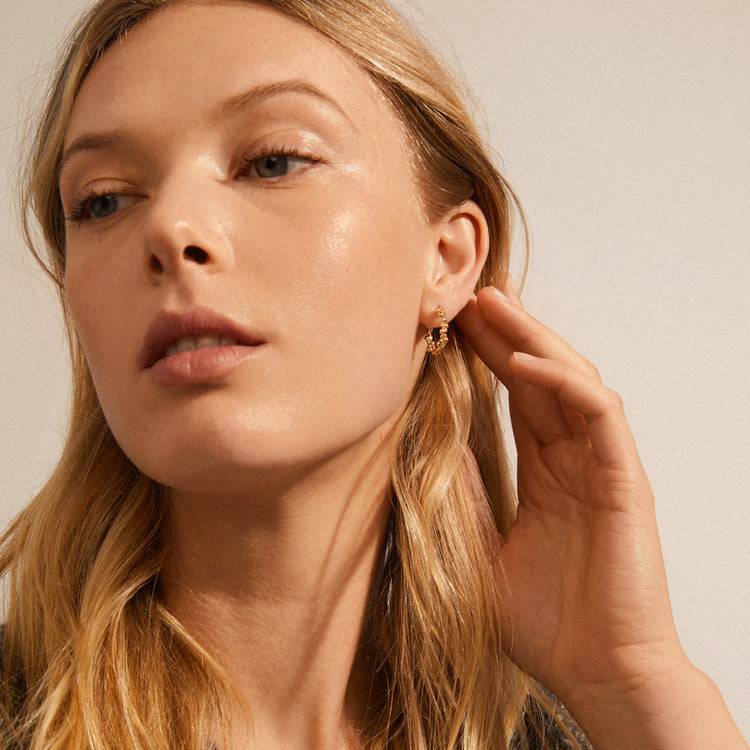 Pilgrim SOLIDARITY Recycelte Creolen, Mittelgroße Blasen, Vergoldet