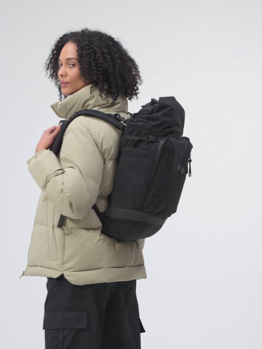 Pinqponq Komut Medium - Solid Black