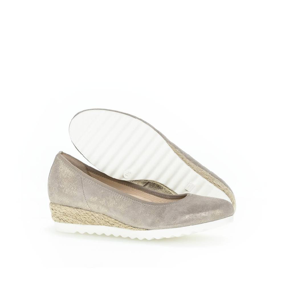 Pius Gabor Keilpumps Beige