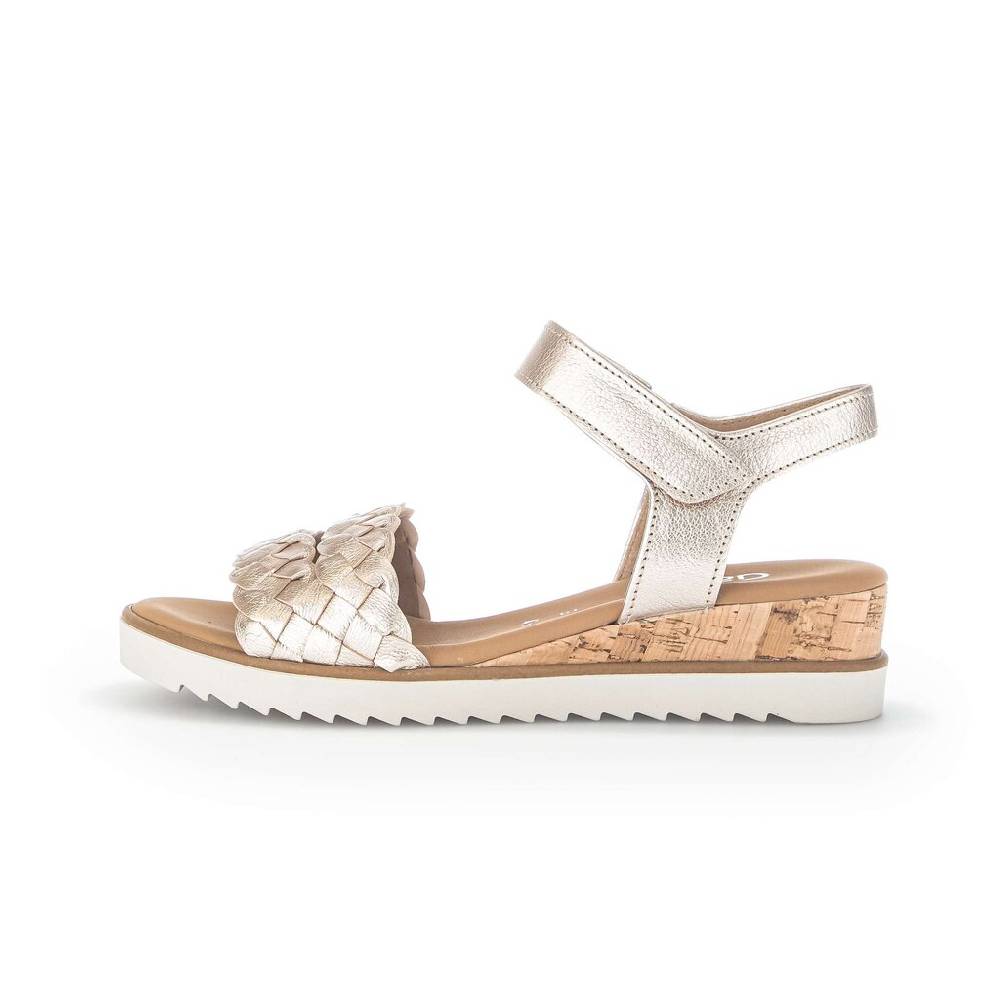 Pius Gabor Keilsandalette gold