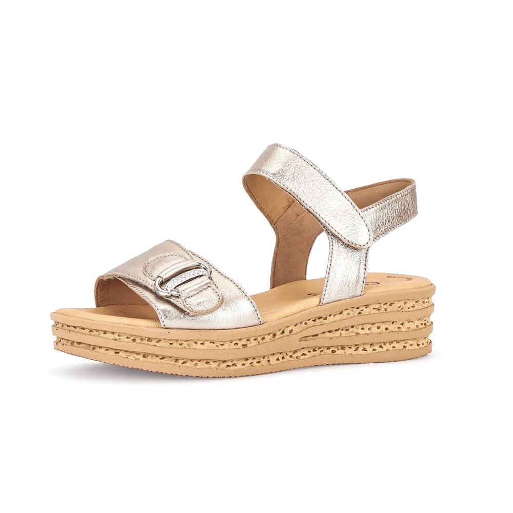 Pius Gabor Plateau Sandale Gold