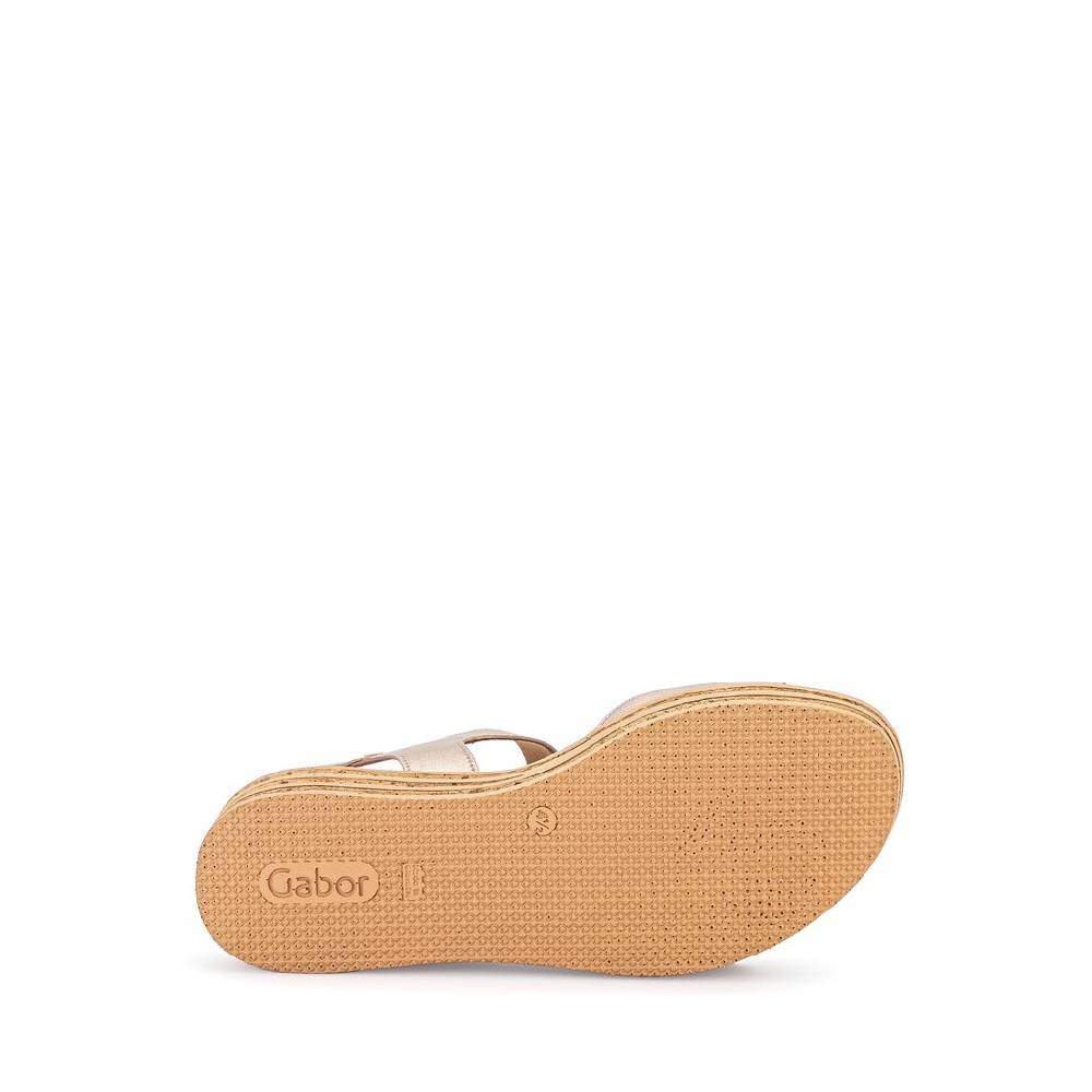 Pius Gabor Plateau Sandale Gold