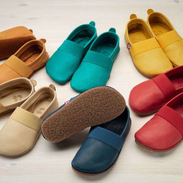 Pololo Outdoor Barfußschuh “Elastico” Dunkelbraun Mit Gummisohle – Restgrößen 20-26