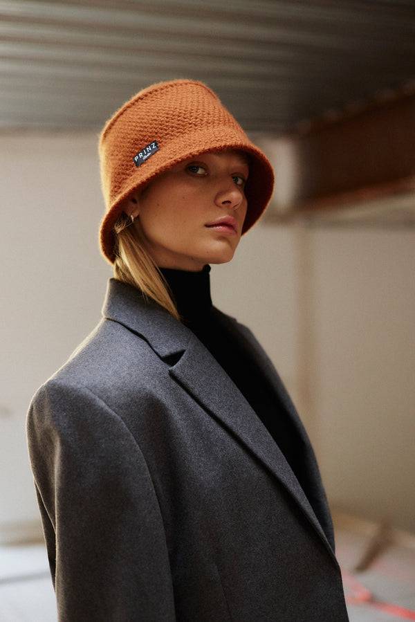 Prinz Berlin Kaschmir Bucket Hat Hand Crochet Karamell