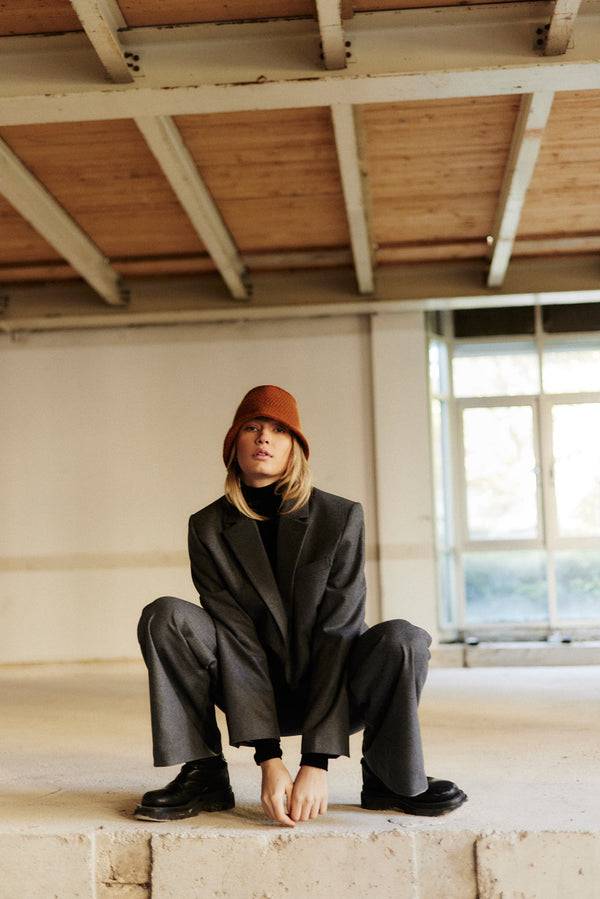 Prinz Berlin Kaschmir Bucket Hat Hand Crochet Karamell