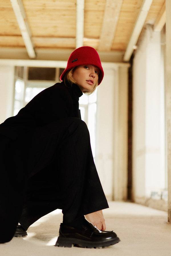 Prinz Berlin Kaschmir Bucket Hat Hand Crochet Rot