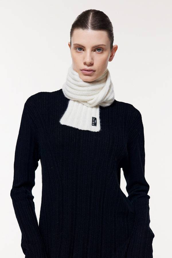 Prinz Berlin Kaschmir Kurzschal Hand Knit Weiß